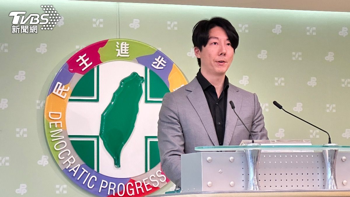 柯文哲被噴辣椒水「白營狂罵賴清德」真相逆轉　綠：黃國昌道歉
