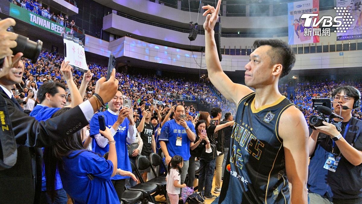 林志傑引退賽轟下本季新高21分,率勇士114:95痛宰領航猿。(圖/胡瑞麒攝)