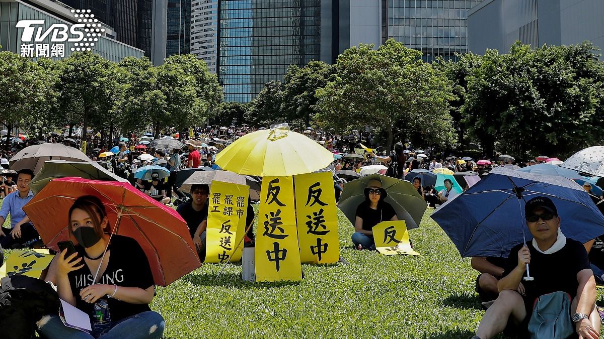 2019年香港「反送中」運動中民眾抗議畫面。（圖／達志影像美聯社）
