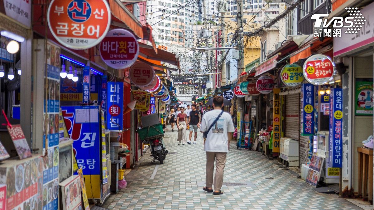 有旅韓達人分享「平價美食地圖」，吃道地韓料百元有找。（示意圖／shutterstock達志影像）