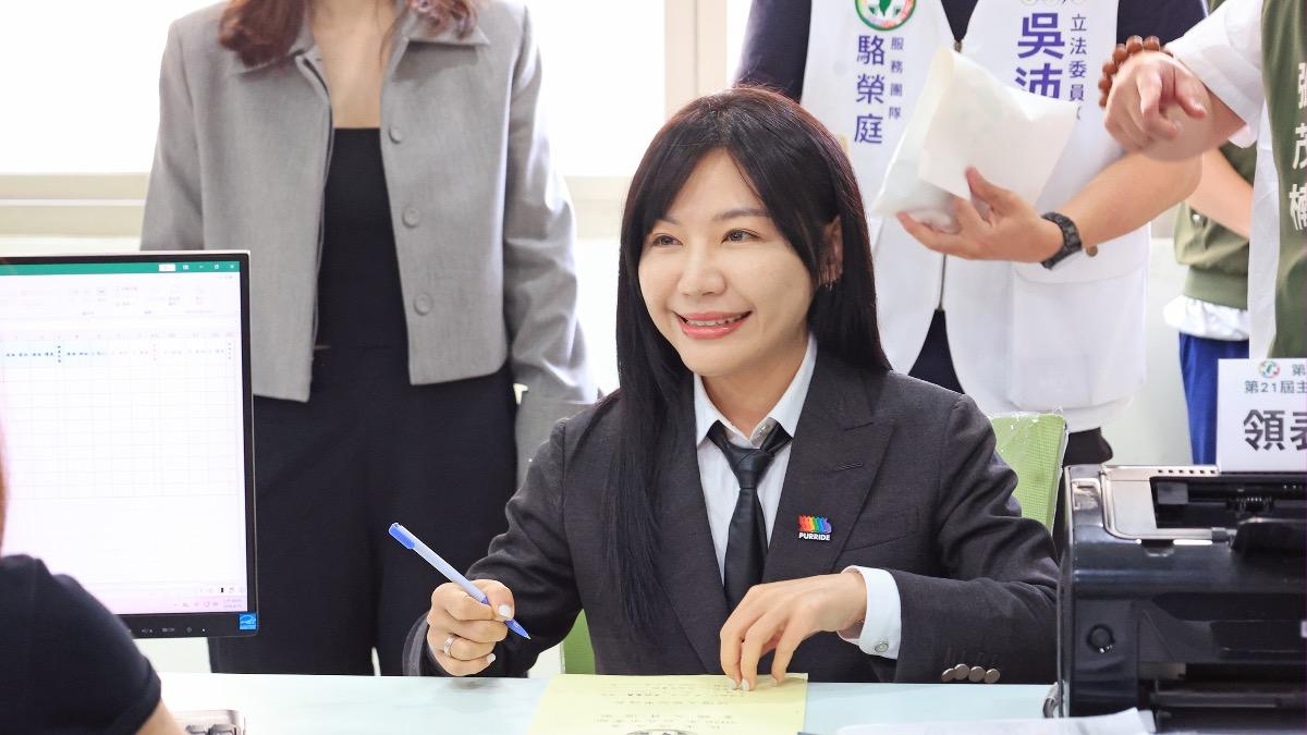吳沛憶參選北市黨部主委,被外界解讀是幫好友、立委沈伯洋選台北助攻。(圖/吳沛憶辦公室提供)