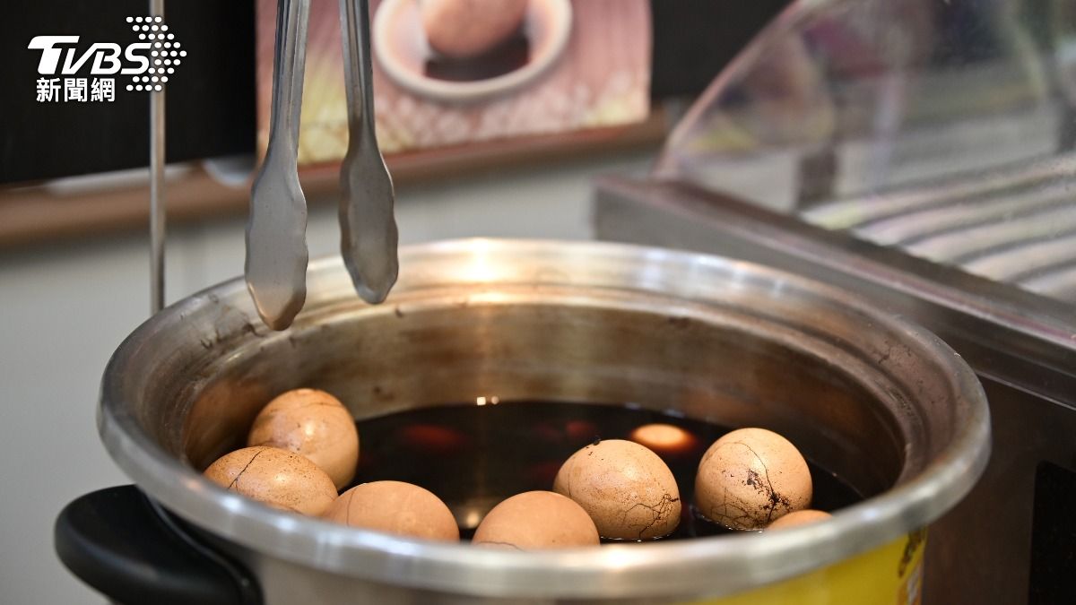 吃素阿嬤長年胃痛!醫曝「茶葉蛋治療法」:連吃1個月好了