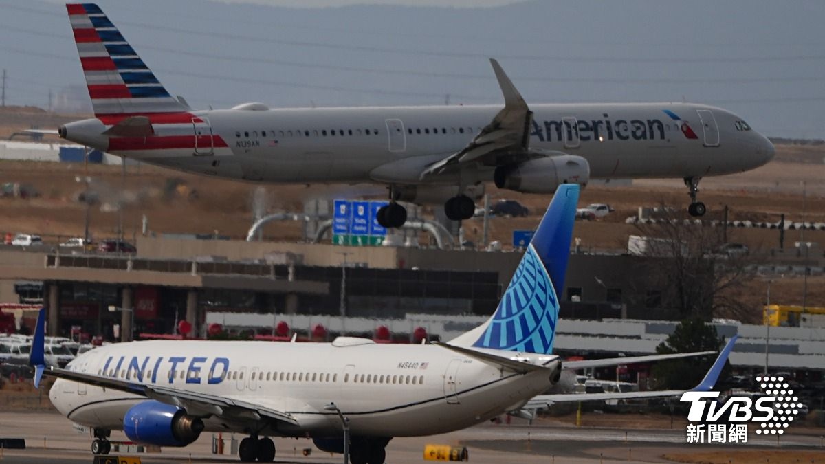 航空業震撼彈!聯合航空傳欲「併購美航」 彭博:恐引多方反彈