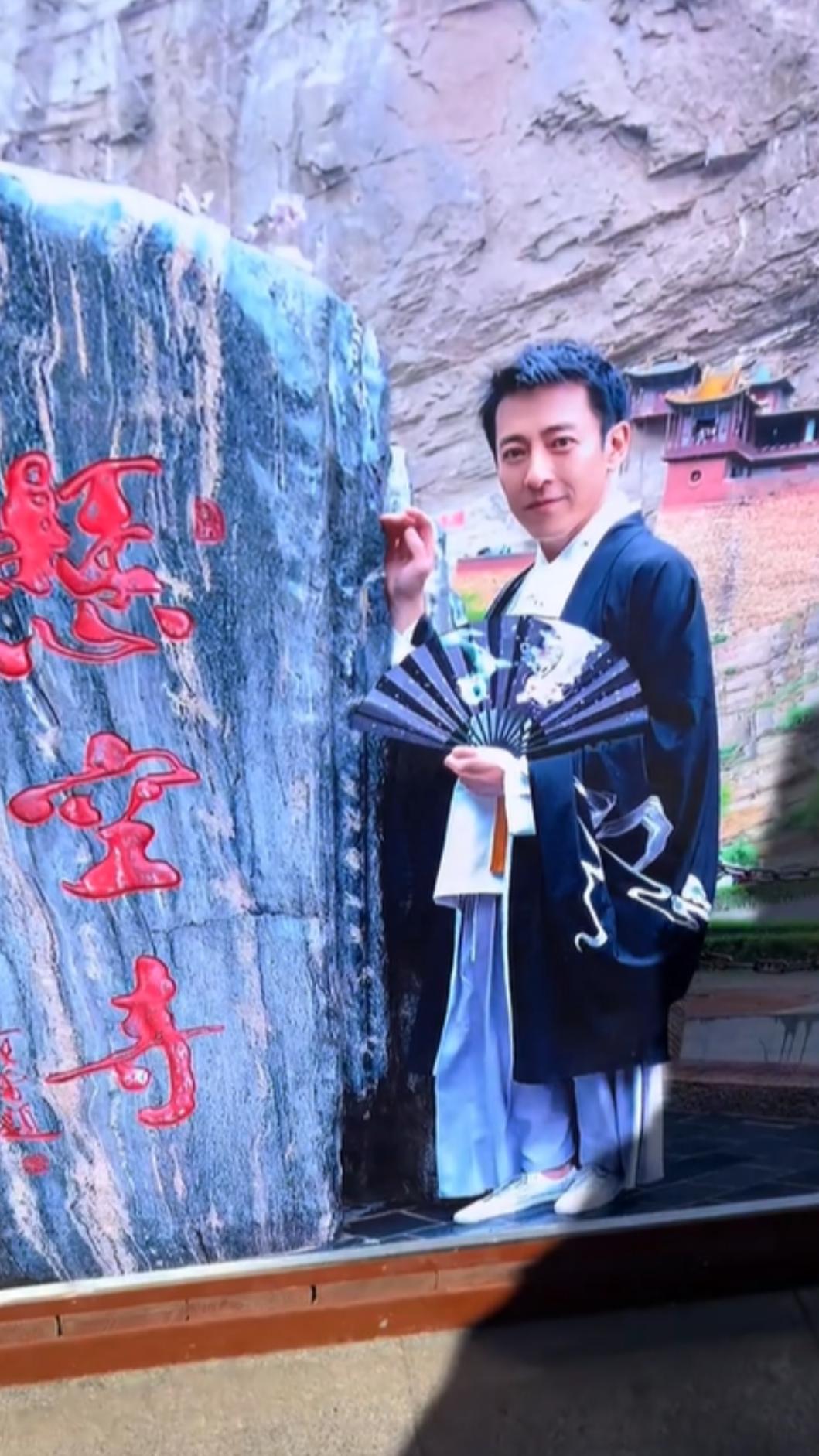 呂頌賢重遊故地。(圖/翻攝自呂頌賢抖音)