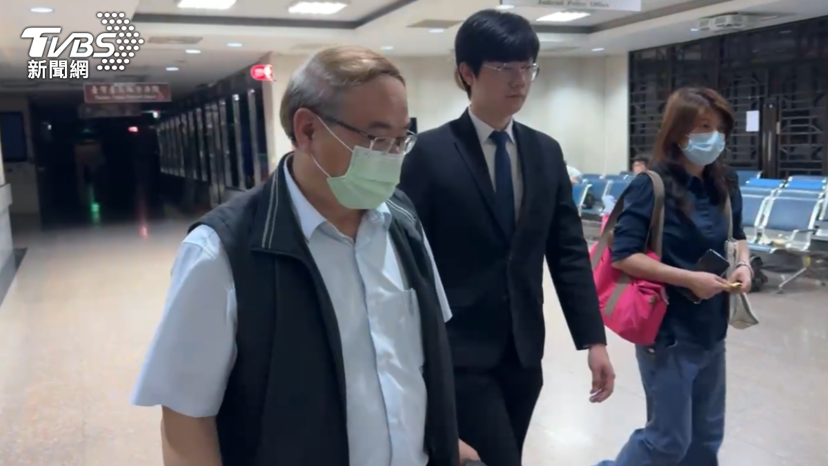 宏泰人壽會計主管廖乾宏30萬交保、限制住居出境出海。(圖/TVBS)