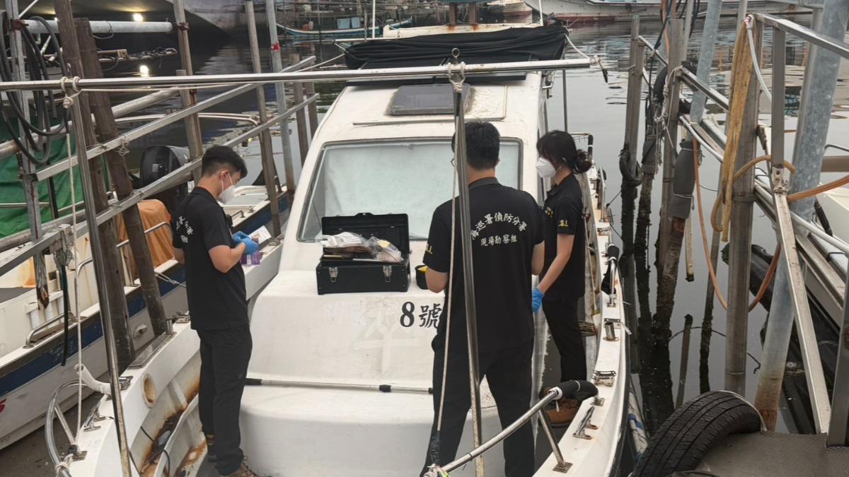 檢警查扣郭男船隻。（圖／桃園地檢署提供）