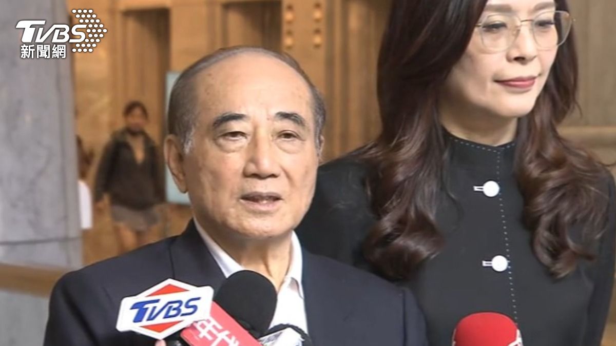 國民黨主席鄭麗文結束鄭習會返台，首個行程便是拜會前立法院長王金平。（圖／TVBS）