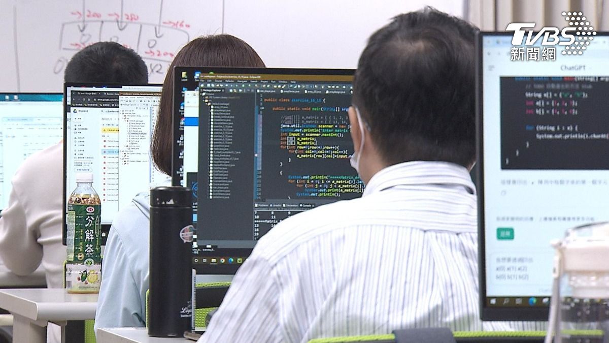 ＡＩ興起翻轉工作型態（圖／TVBS）