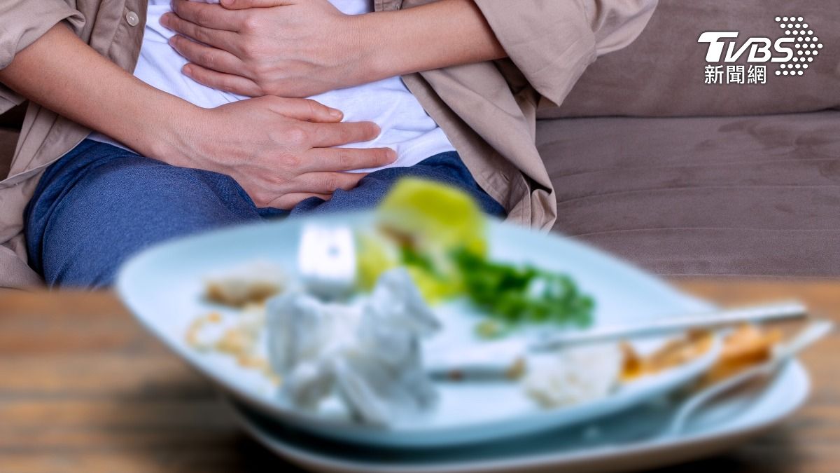 食物中毒不只外食!在家「放涼習慣」成隱患 僅1小時細菌量狂飆