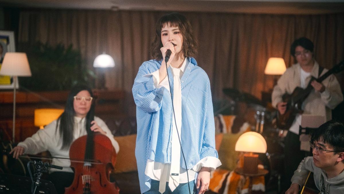 曾沛慈過去也曾在節目上表演過〈孤單心事〉。(圖/華研國際提供)
