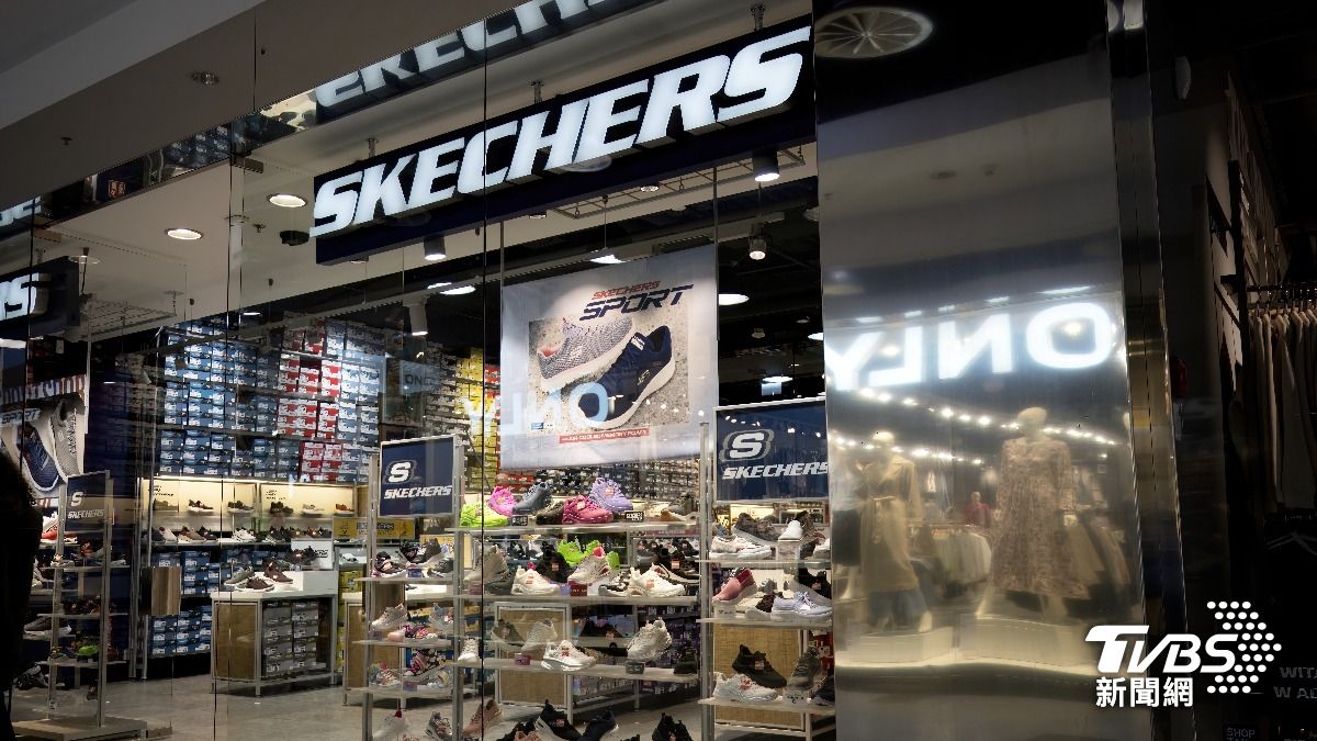 不是Nike！長輩愛買「1品牌」運動鞋　網讚：一穿離不開