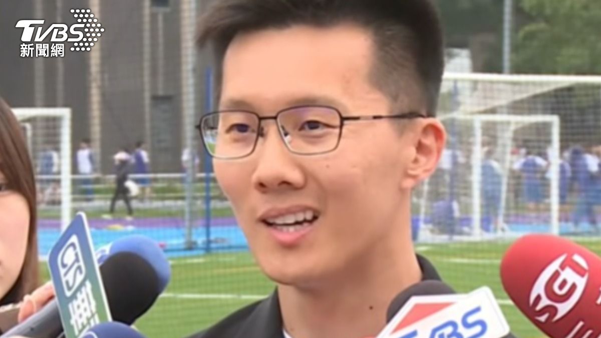 初選前全演的!徐巧芯狠撕「蕭敬嚴真實嘴臉」:捲袖子要打我?