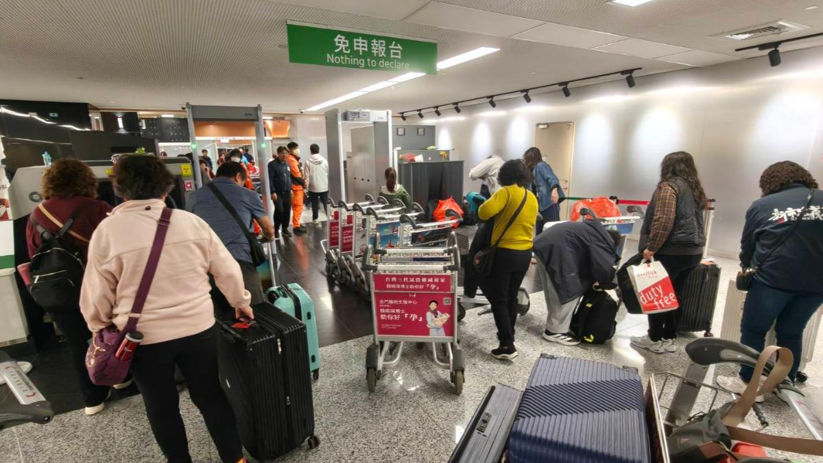 王男企圖帶製造K他命的原料「鄰酮」5公斤入金門。(示意圖/金門地檢署提供)