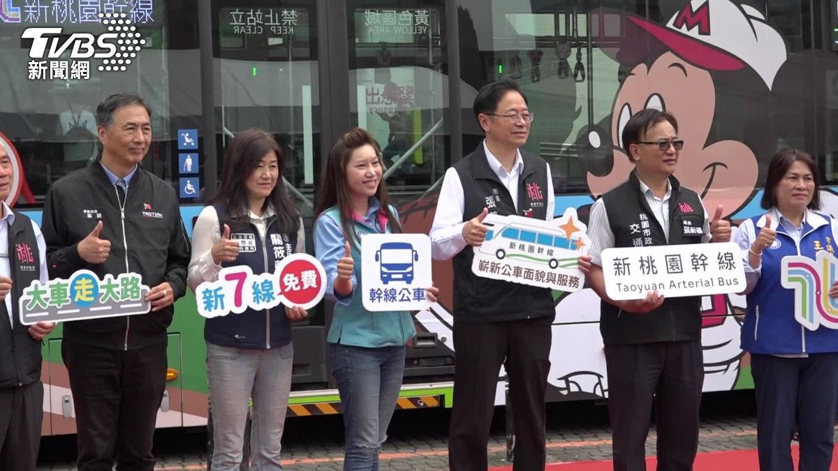 張善政表示,TAB新桃園幹線的啟用是優化桃園大眾運輸的重要里程碑。(圖/TVBS)