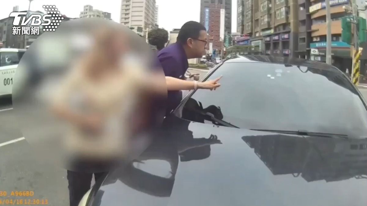 北市女車主嚇瘋！愛車疑遭「開槍」  警鑑識專家一摸：是鳥屎