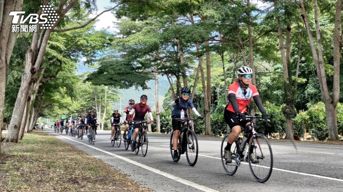 單車環島，可以享受台灣不同風光，也是不少台灣人人生清單之一。（圖／自行車新文化基金會提供）