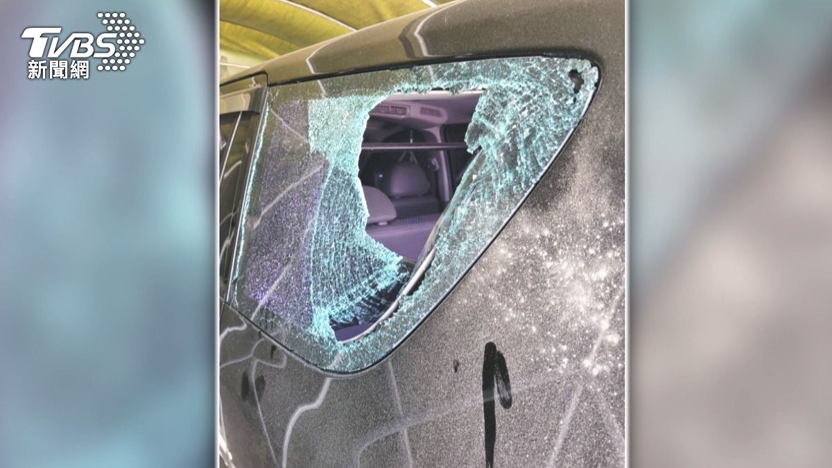 檢舉人無奈指出車曾被砸破車窗 其它鄰居車輪也曾被刺破