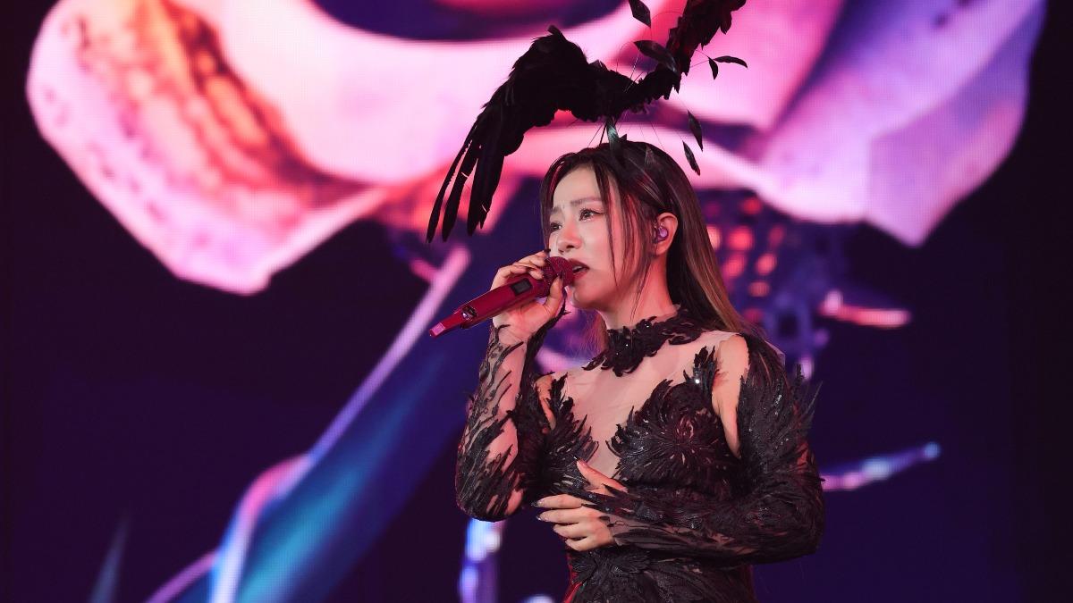 58歲吳中純淋巴癌病逝!愛女突現蹤丁噹演唱會 忍淚喊話全場鼻酸
