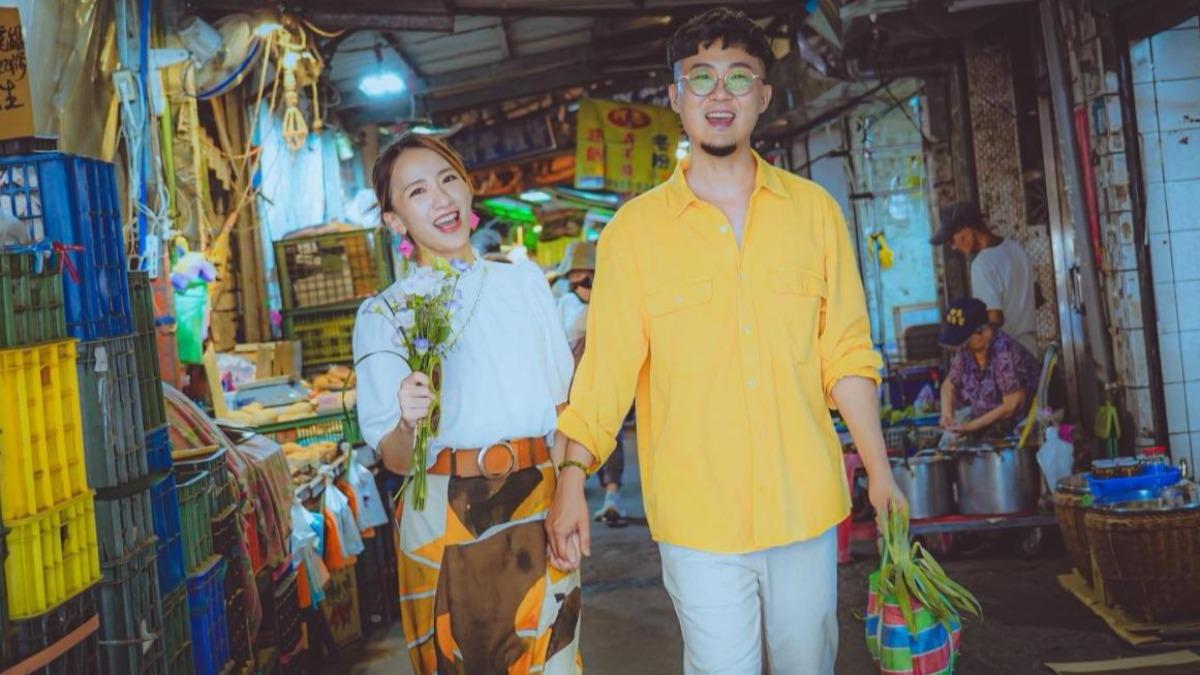 范宸菲（左）去年結婚。（圖／翻攝自臉書）