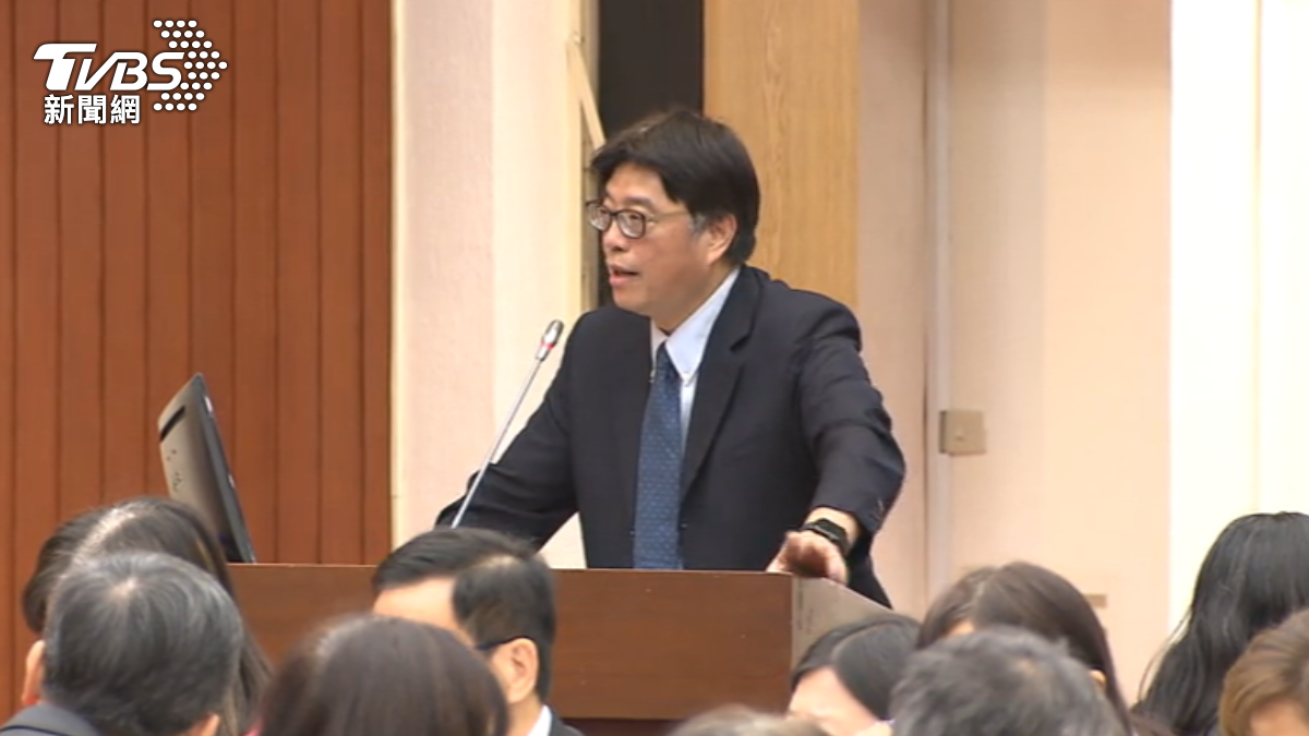陸委會呼籲相關公會切勿屈從中方政治壓力,並要求對岸停止相關政治操作。(圖/TVBS)