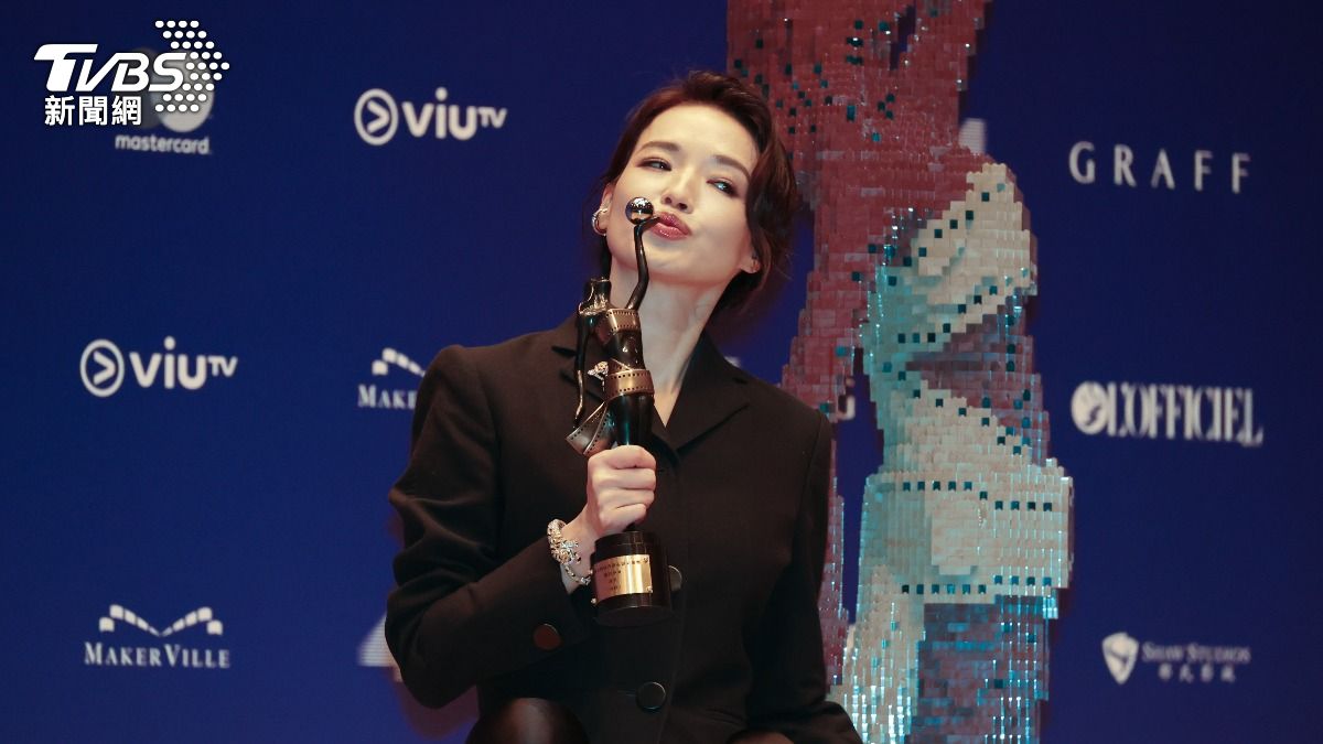 香港金像獎/舒淇《女孩》奪新晉導演! 笑虧馮德倫「現在是idol」沒時間祝賀