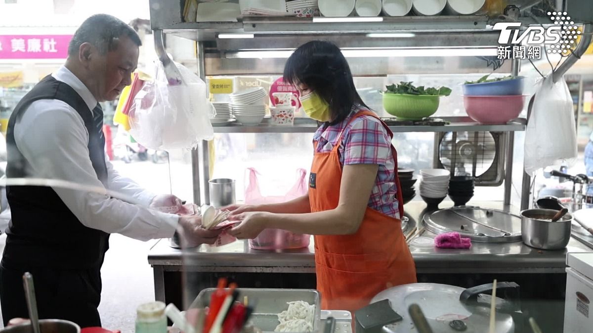 小吃店開發票2029年上路。(圖／TVBS)