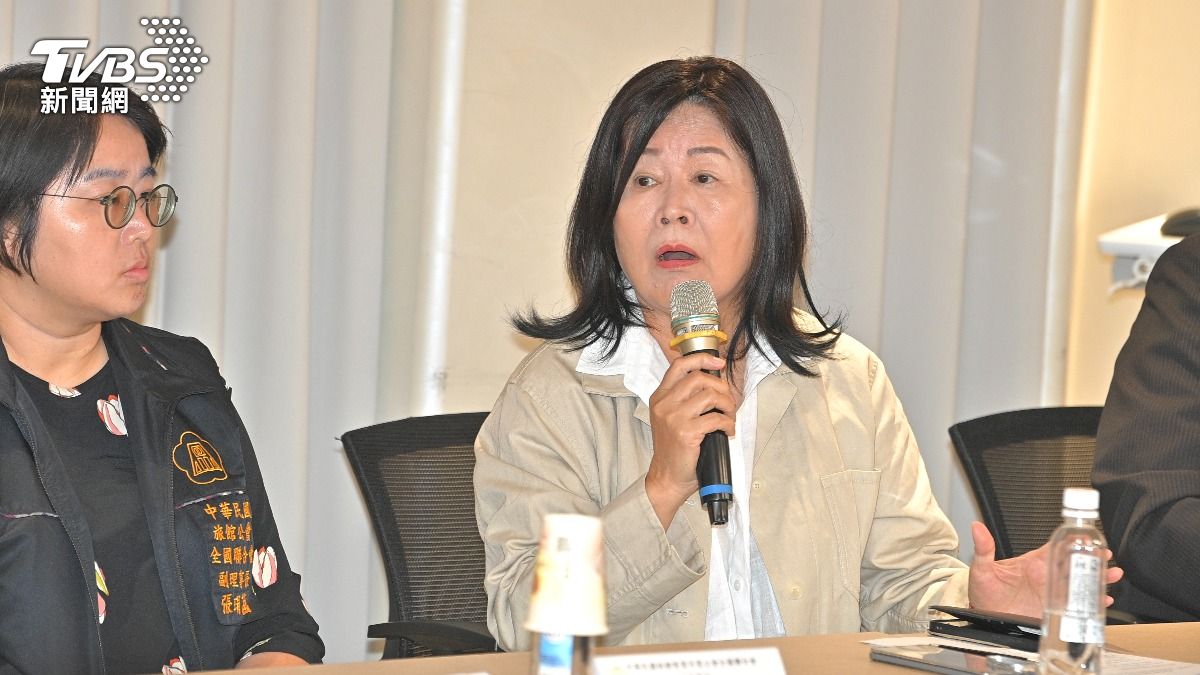 遊覽車客運商業同業公會理事鄭春綢。（圖／胡瑞麒攝）