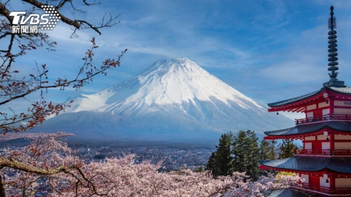 封山硬要爬! 越南男富士山迷航求救 靜岡研議救援收費