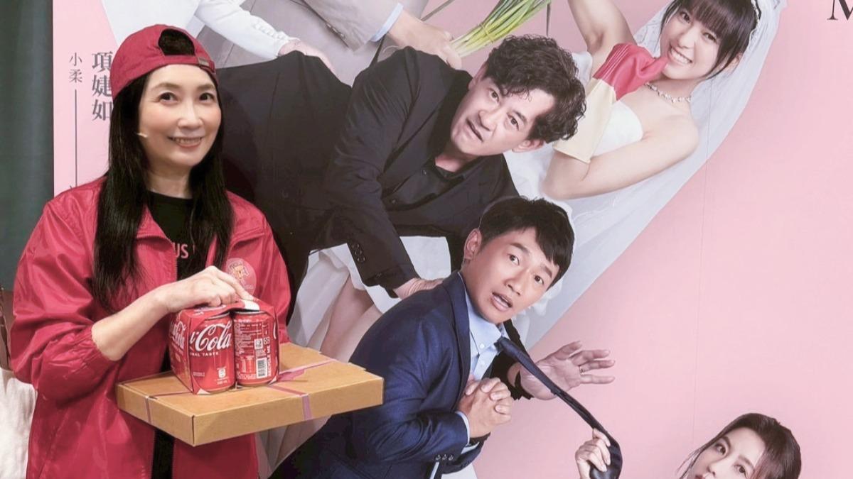 黃嘉千把爆滿的觀眾當作「無形的朋友」。（圖／艾彼新創股份有限公司提供）