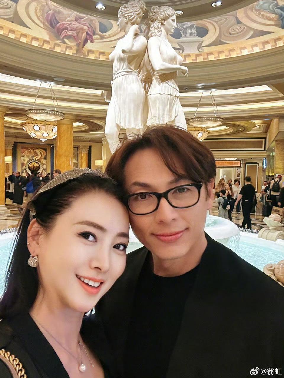 翁虹於2007年與現任丈夫劉冠廷結婚。(圖/翻攝自@翁虹微博)