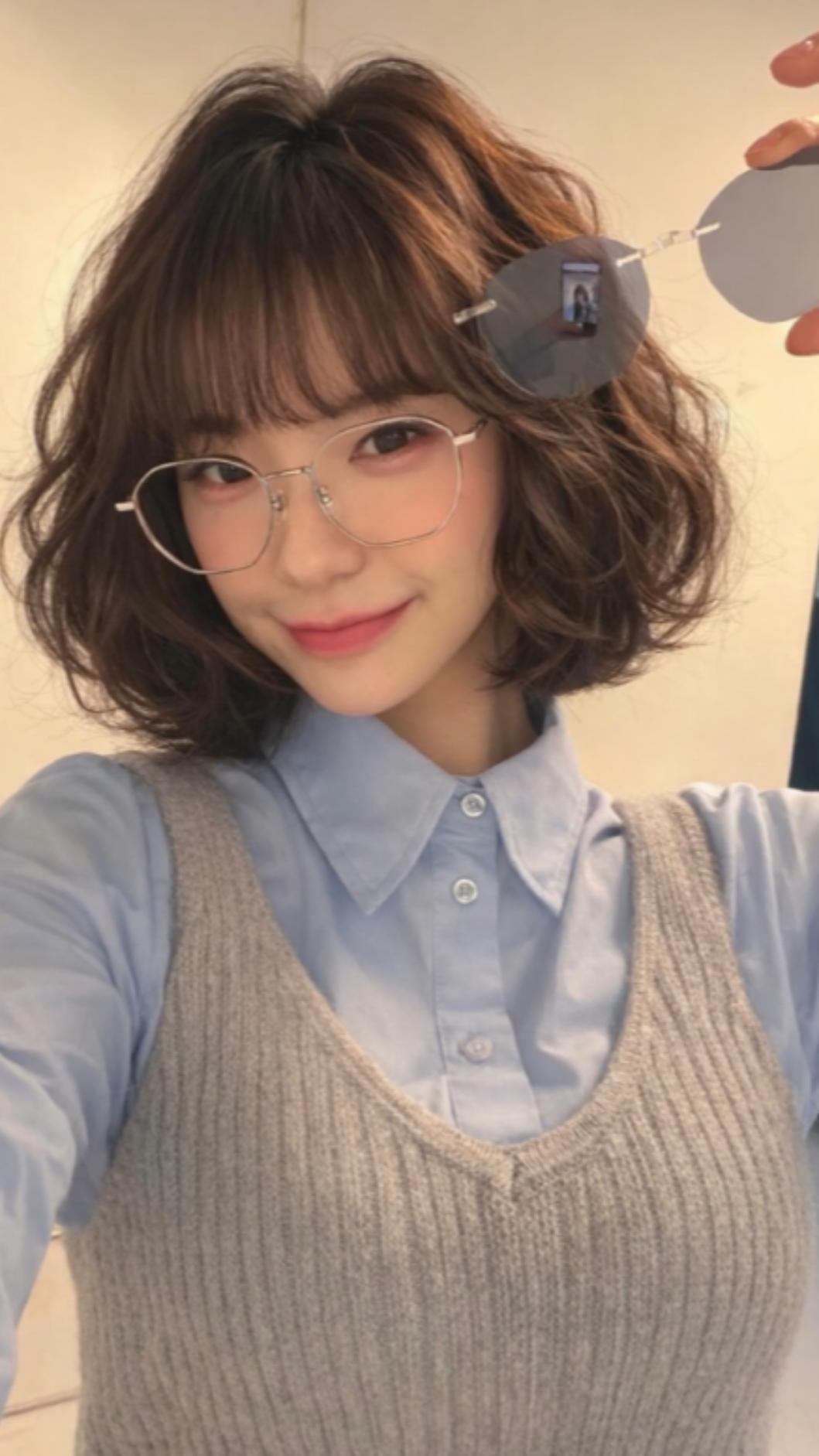 李多慧輕鬆駕馭短髮。(圖/翻攝自李多慧IG)