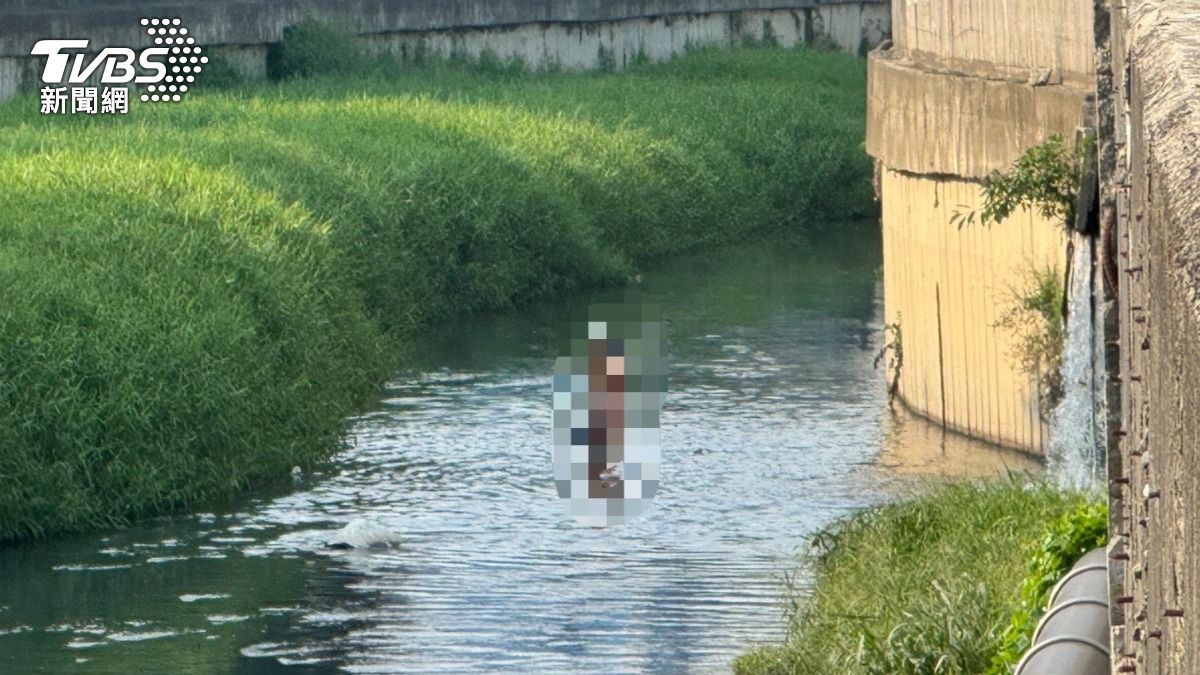 快訊／高雄21歲騎士誤闖國道遭擦撞　4層樓高墜溪獲救