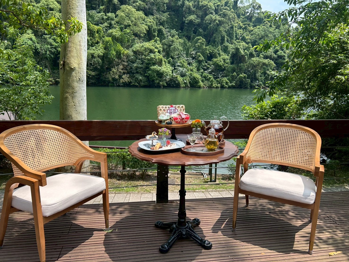 二號辦公室 後慈湖蔣美食 蕃薯藤特色餐食空間