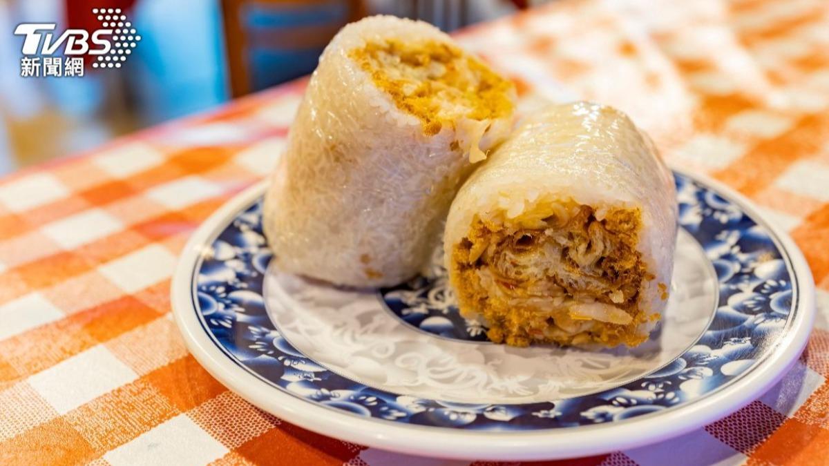 早餐避免單純高碳水組合，例如：飯糰。（示意圖／shutterstock 達志影像）