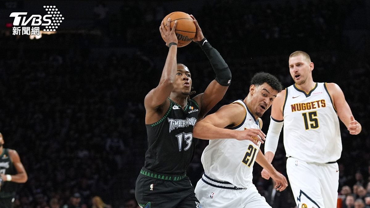 NBA季後賽/約基奇26投僅7中!灰狼G3痛宰金塊 系列賽2:1領先