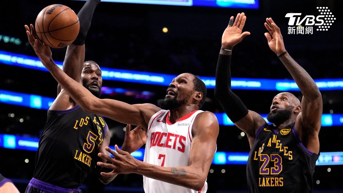 NBA季後賽/火箭利空!KD右膝、左踝都受傷 G3恐再掛免戰牌