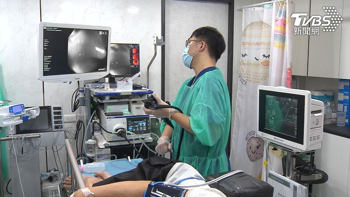 台中男胃鏡檢查慘死!高大成推測「1部位破裂」 友人痛喊:太冤。(圖/TVBS)