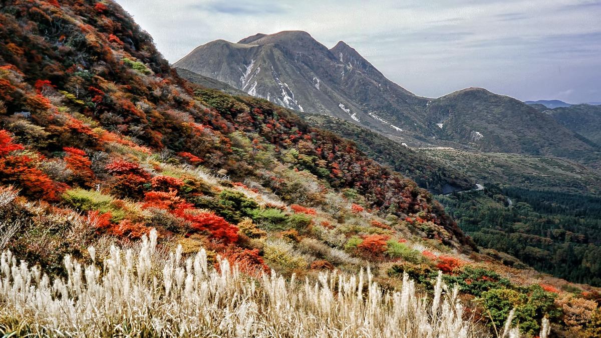 外輪山為世界少有的完整可見破火山口結構。(圖/翻攝自pixabay)