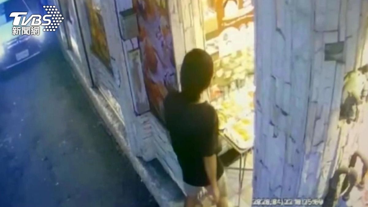 逢甲商圈女落單遭襲胸!黑衣男隨機犯案稱「臨時起意」