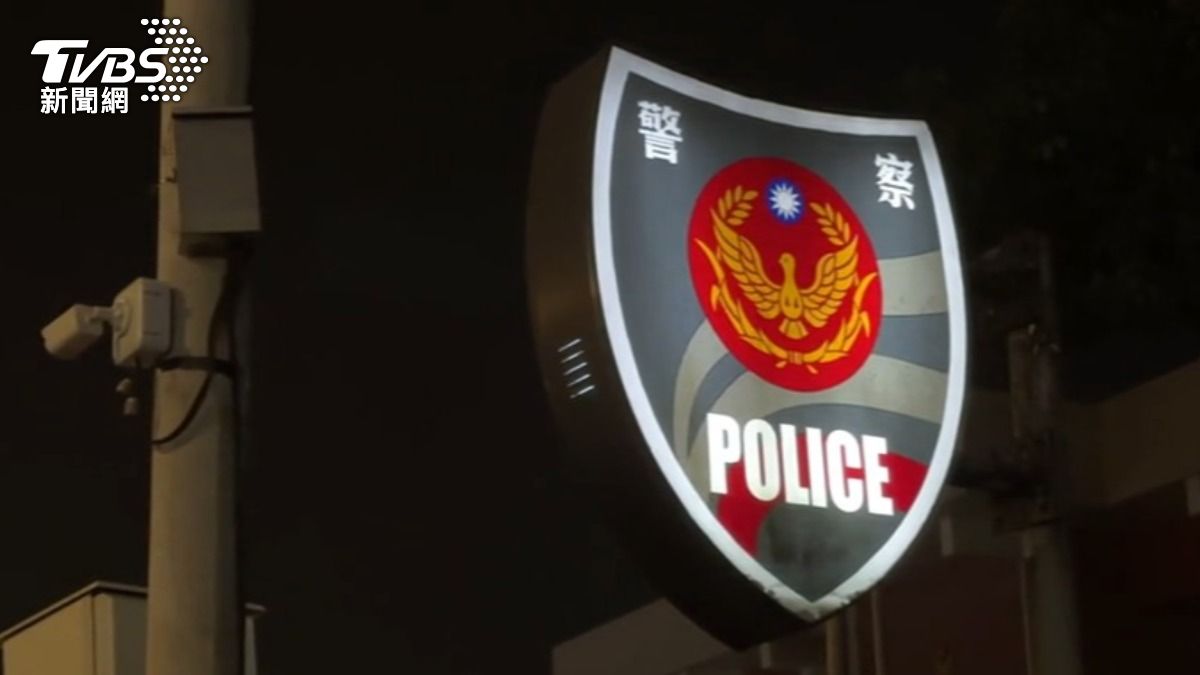 台灣旅行團甘肅翻車釀1死12傷 台中市警局警政監頭部也縫針