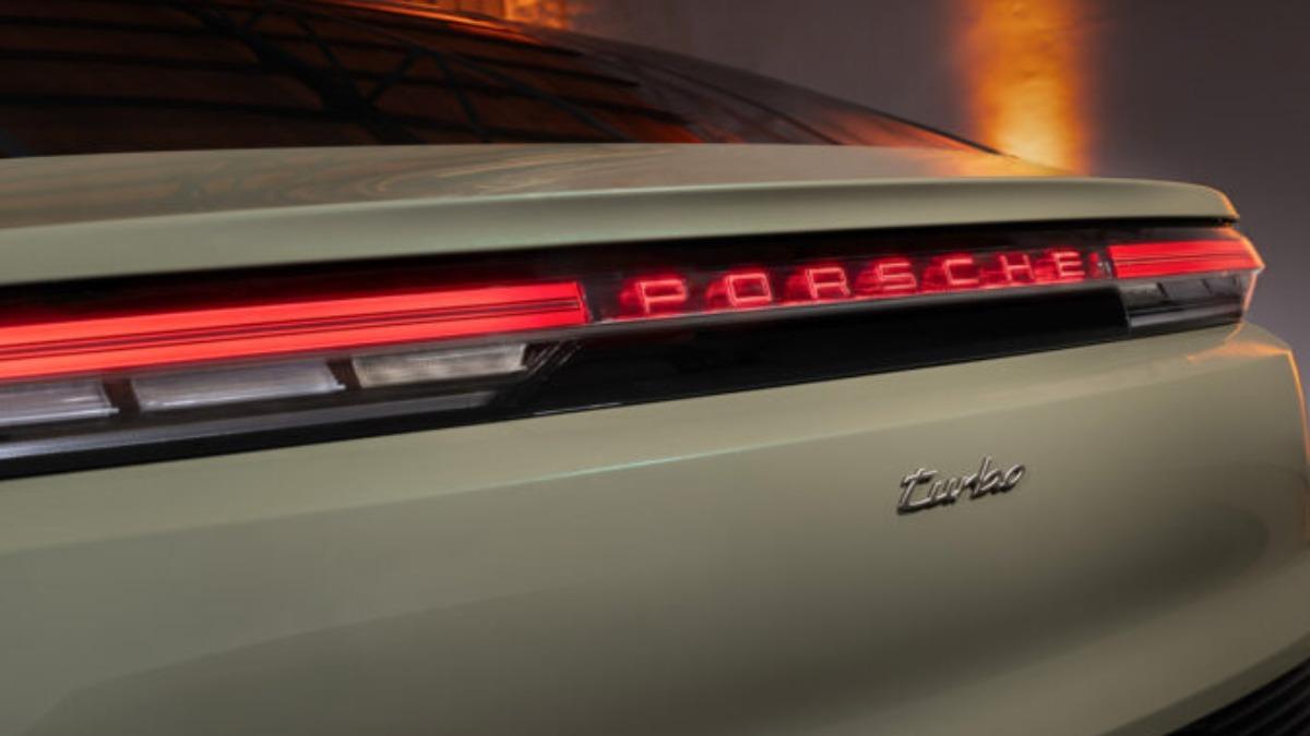 Cayenne Coupé Electric全面標配主動式尾翼。（圖／Porsche）