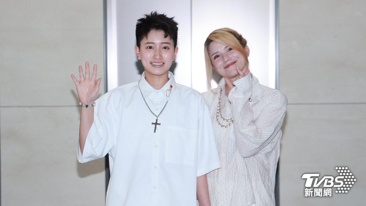 鄭靚歆和老婆現身婚禮祝福。(圖/黃城碩攝)