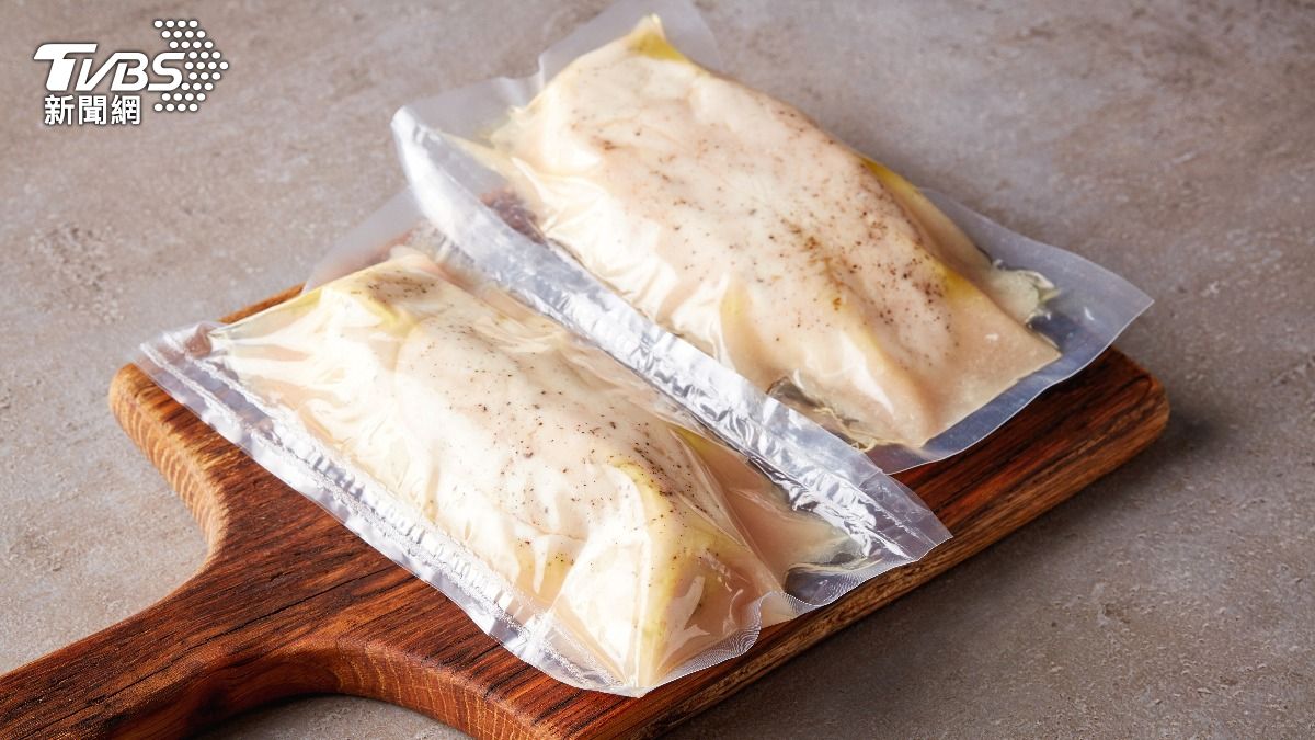 被原型外表騙了!營養師點破「超商雞胸肉」隱藏成分:這類人少吃
