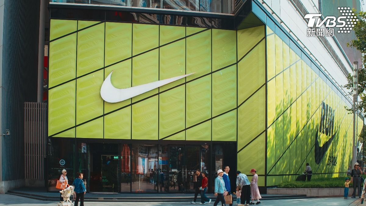 被4運動品牌打趴!年輕人不買Nike了 股價摔12年新低