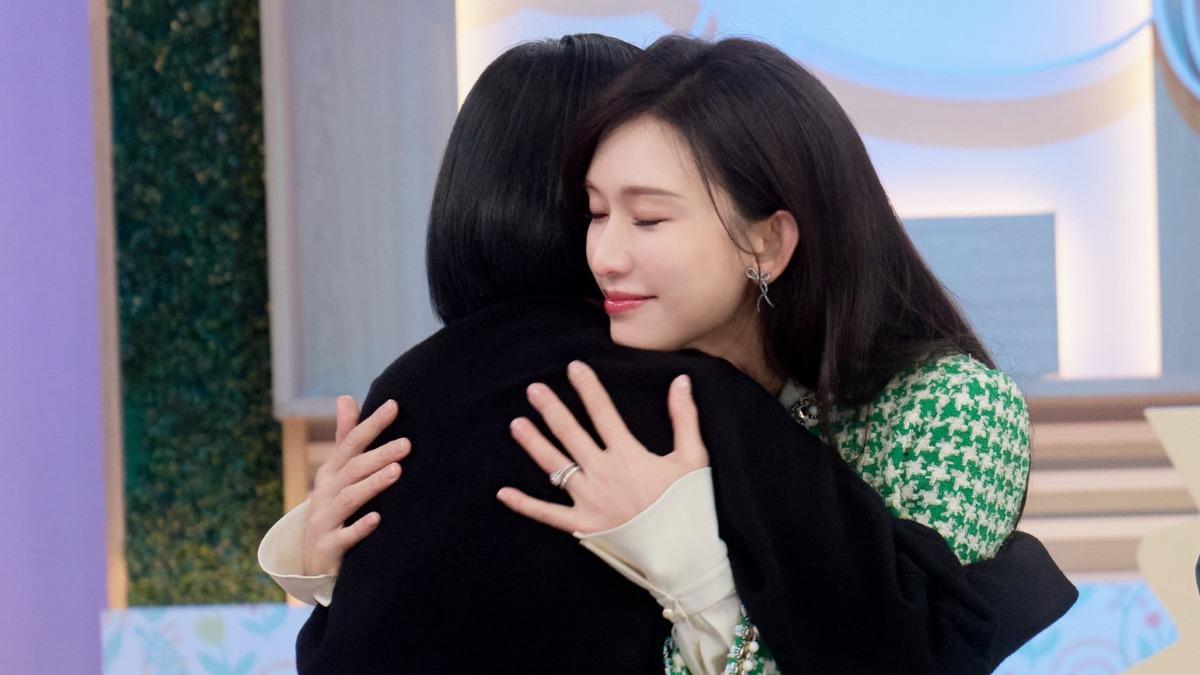 林志玲哭了!才開口就哽咽「罵我一輩子」 小S跺腳氣炸:妳很高招