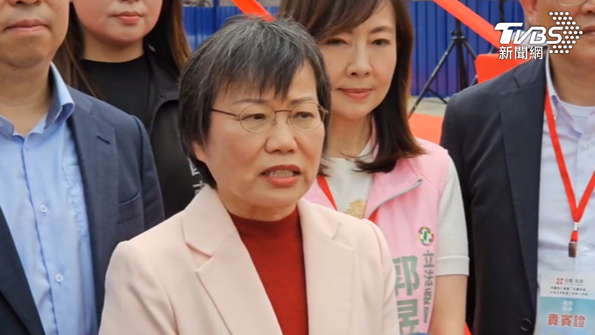內政部長劉世芳重申處理陸配參政權標準一致，皆須依《國籍法》辦理。（圖／TVBS）