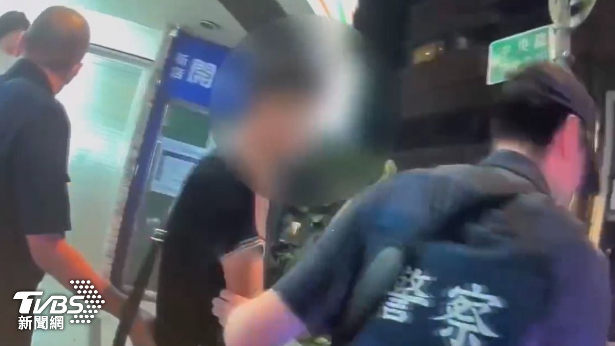 曾犯擄人勒贖遭通緝！新店「3條通」移工違停露餡被抓了