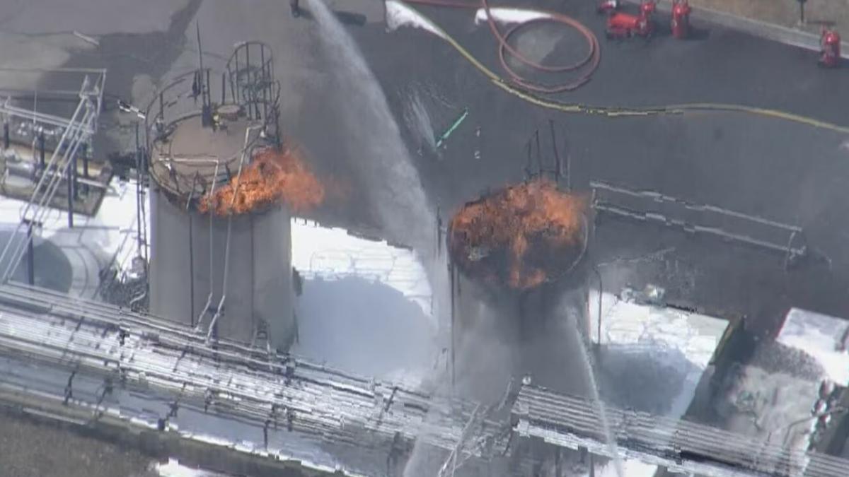廣島製藥廠驚傳水槽爆炸！5人受傷送醫　消防動員8車搶救3小時