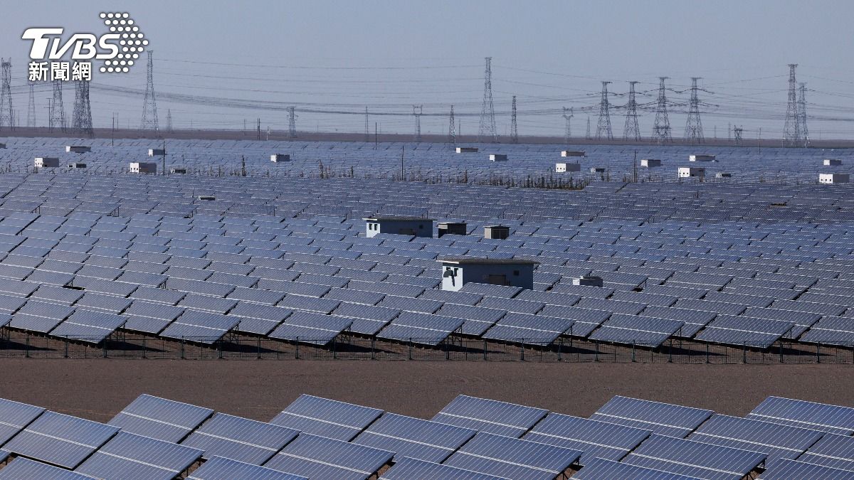 中國大陸太陽能產能佔全球80% (圖/達志影像路透社)