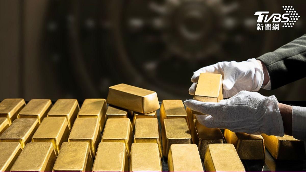金價年中有望突破5000美元。(示意圖／shutterstock 達志影像)